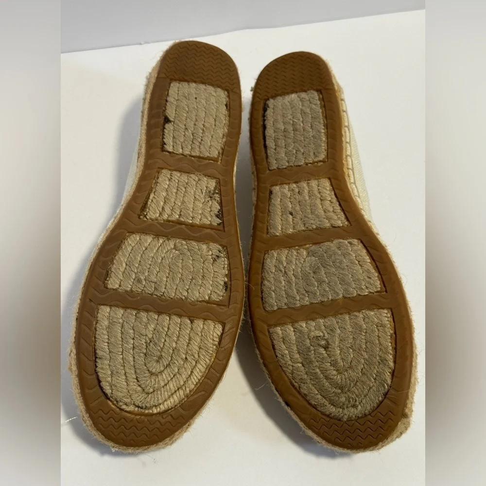 Simply Vera Vera Wang Embellished Espadrille Flats size 7